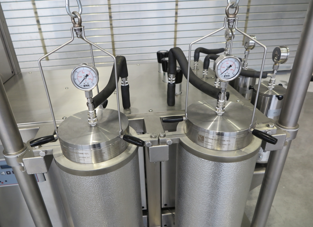 supercritical extraction